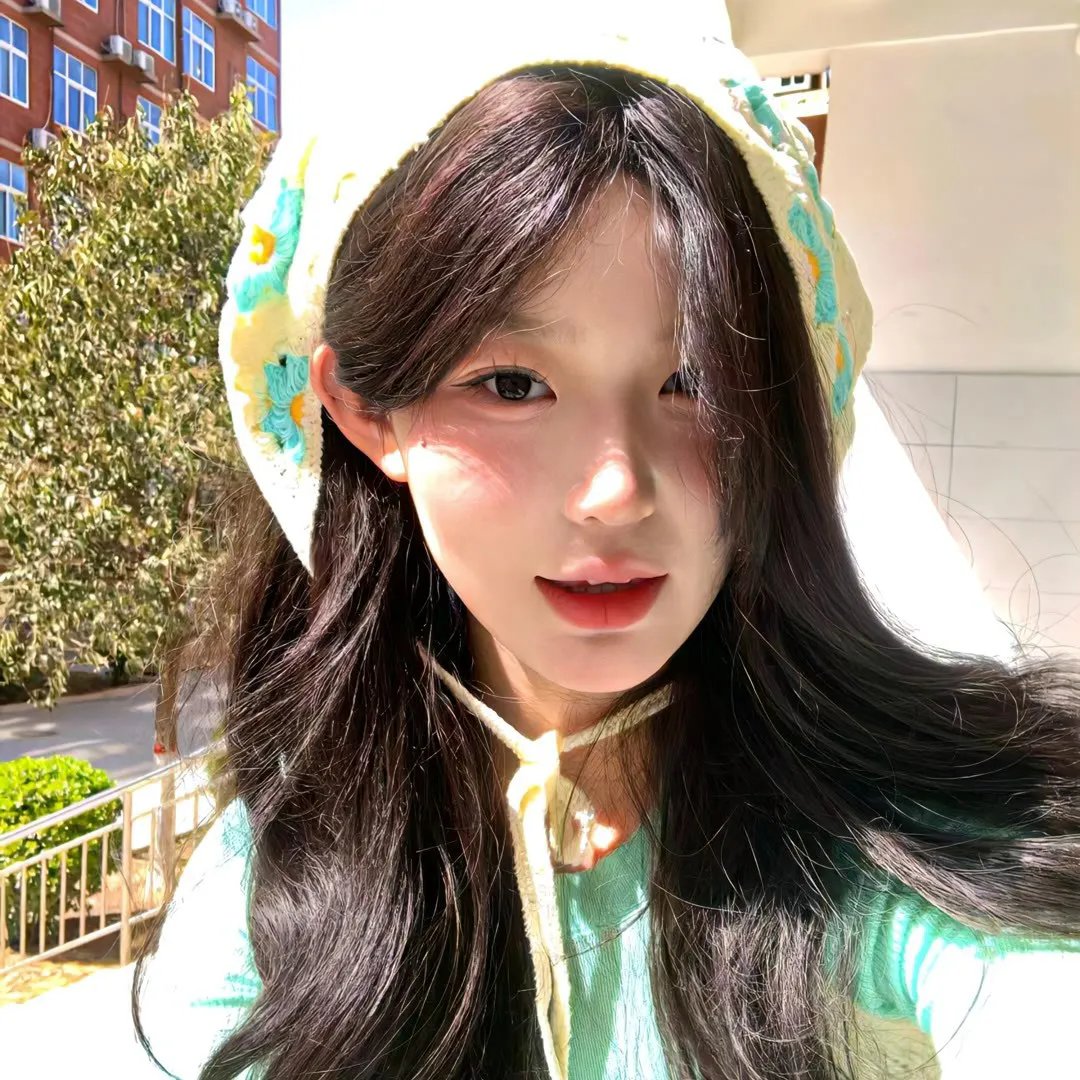 索女·丧尸·机关枪